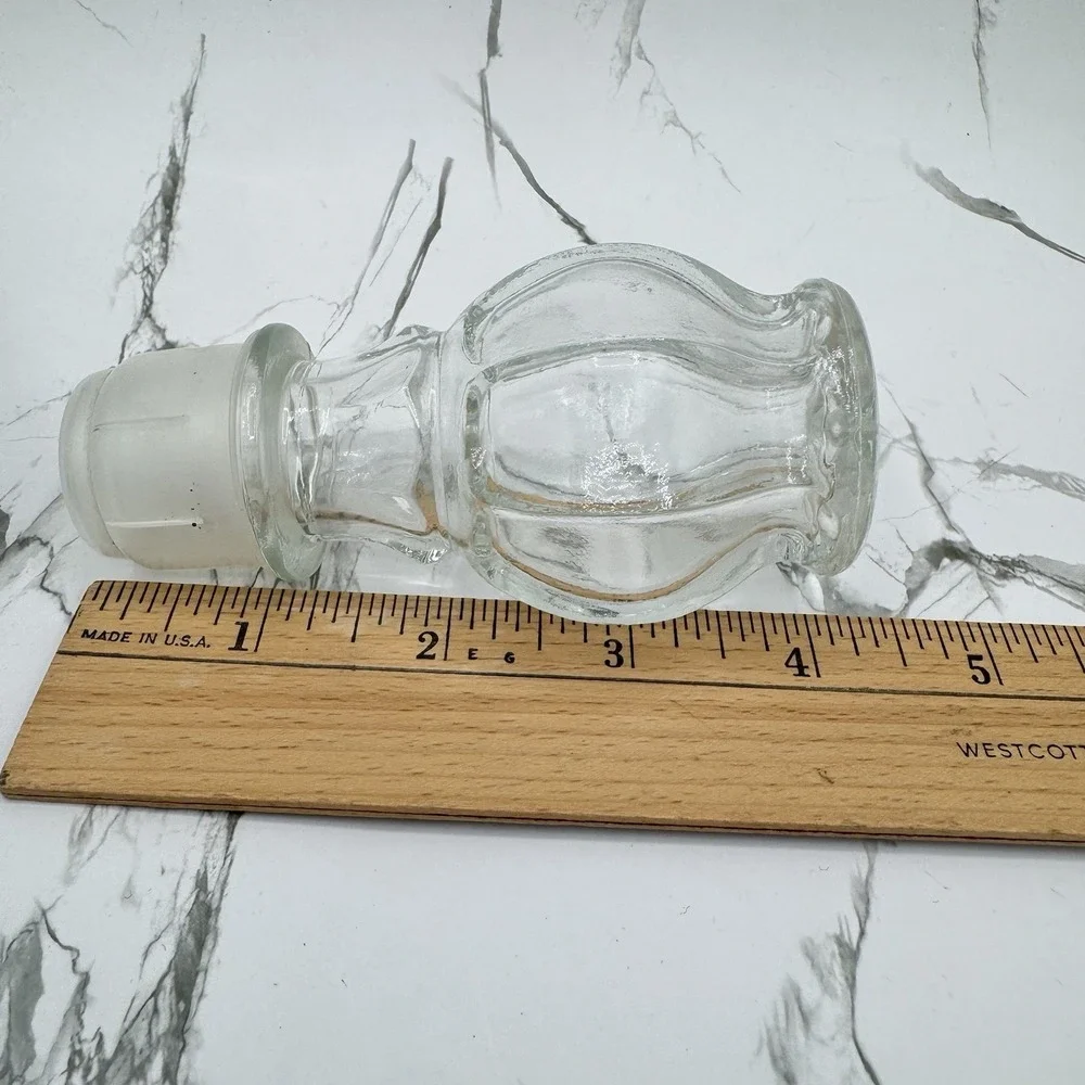 Vintage Anchor Hocking Wexford Clear Glass Decanter w Stopper MCM Barware